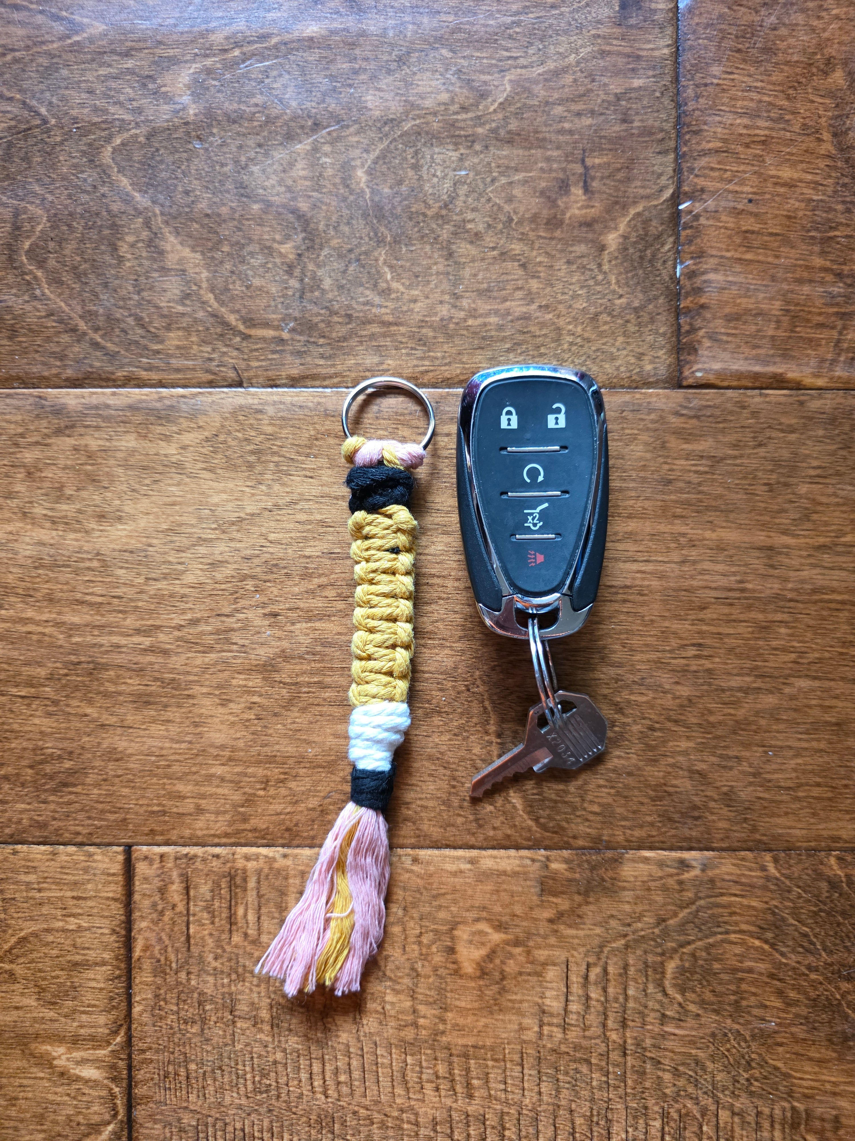 Macramé Pencil Keychain