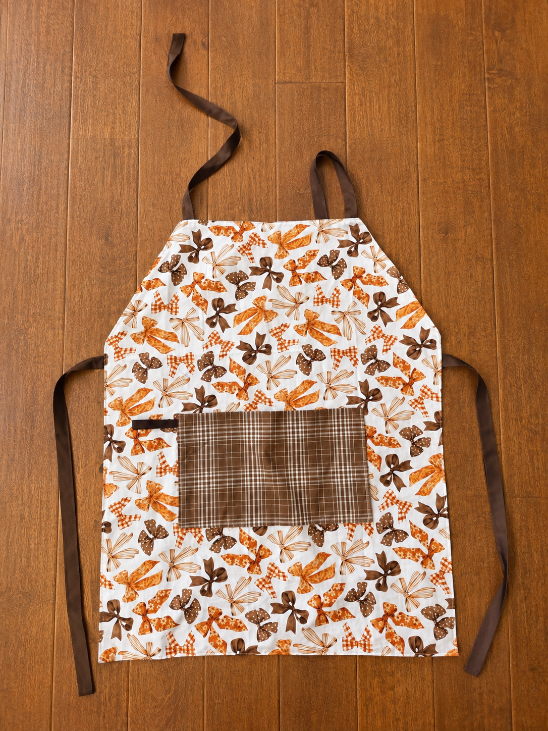 Reversible Apron- Brown Bow