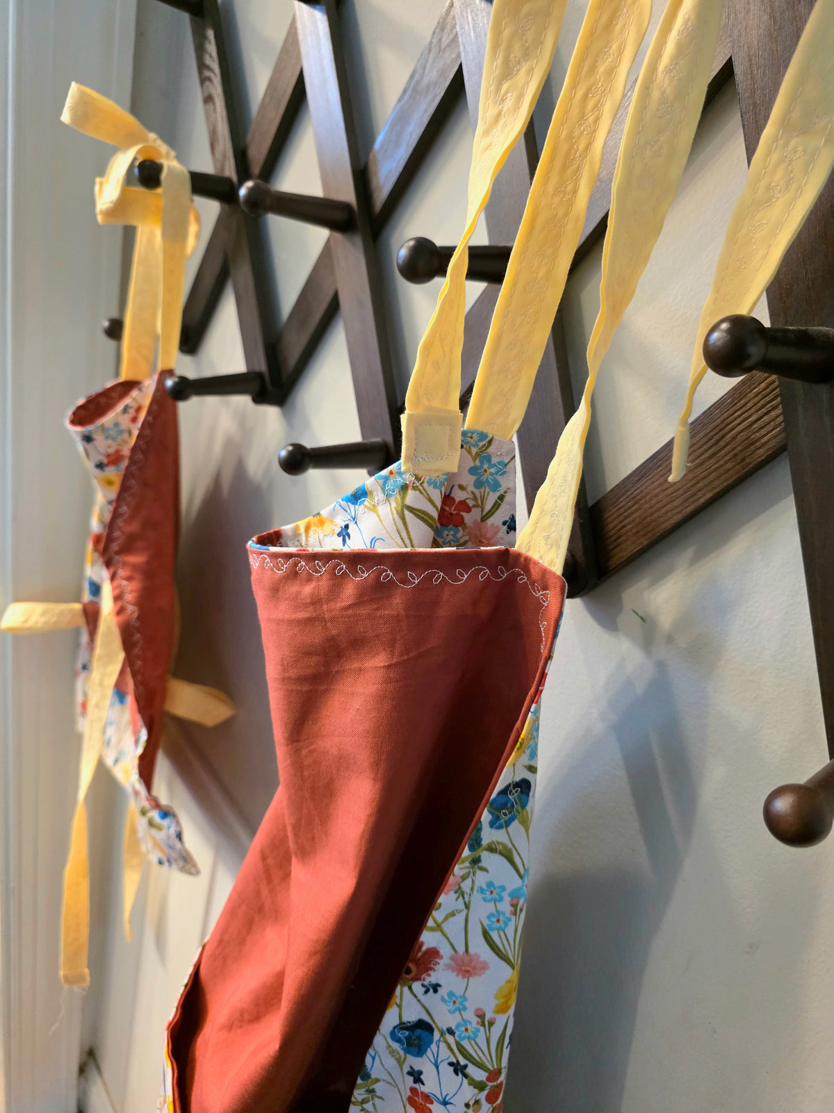 Reversible Apron- Wildflower Rust