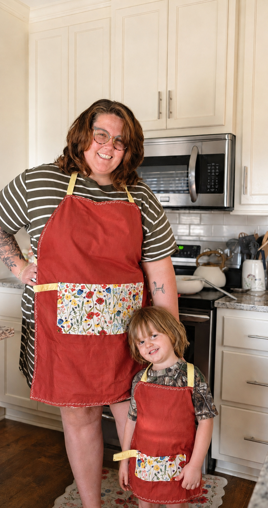 Reversible Apron- Wildflower Rust