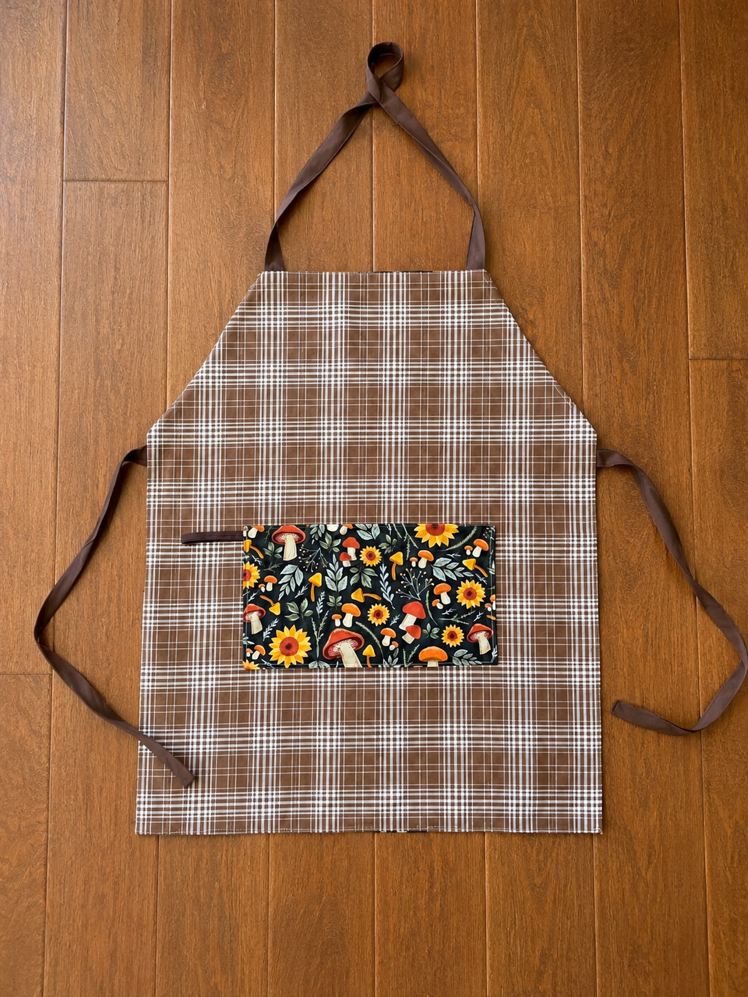 Reversible Apron- Green Mushrooms and Flowers