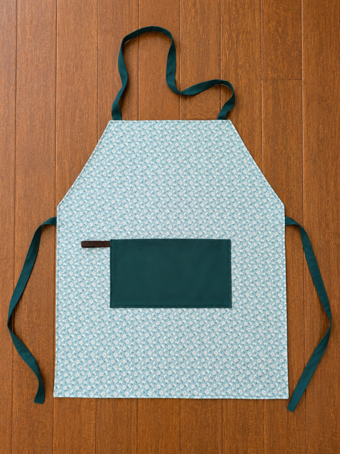 Reversible Apron-Green Floral