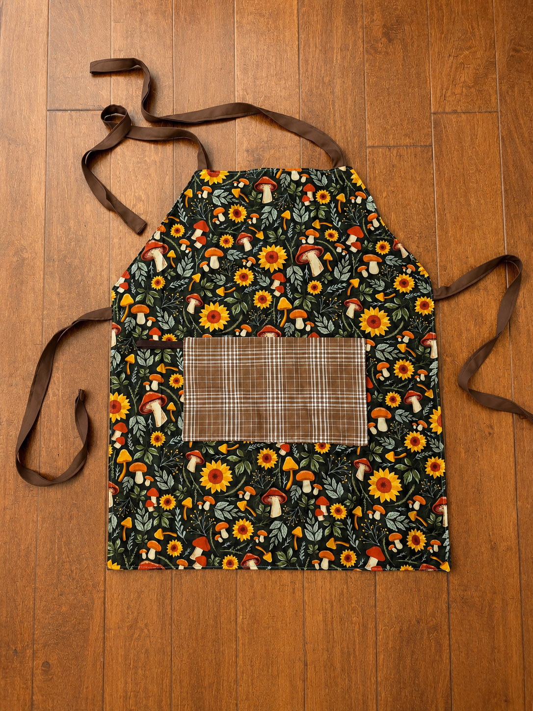 Reversible Apron- Green Mushrooms and Flowers