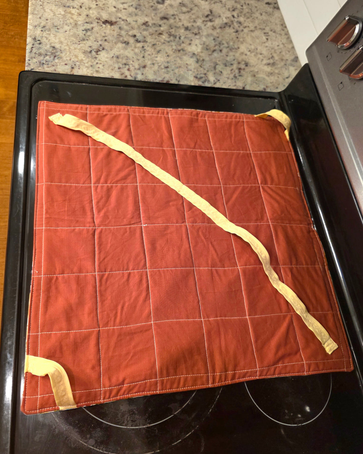 Quilted Insulated Casserole Caddy